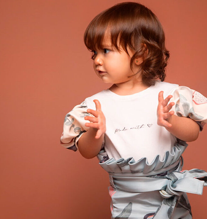 Camiseta Manga Globo Made With Love Me