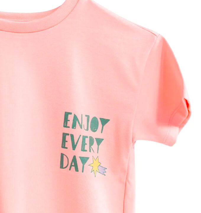 Camiseta Always Remember